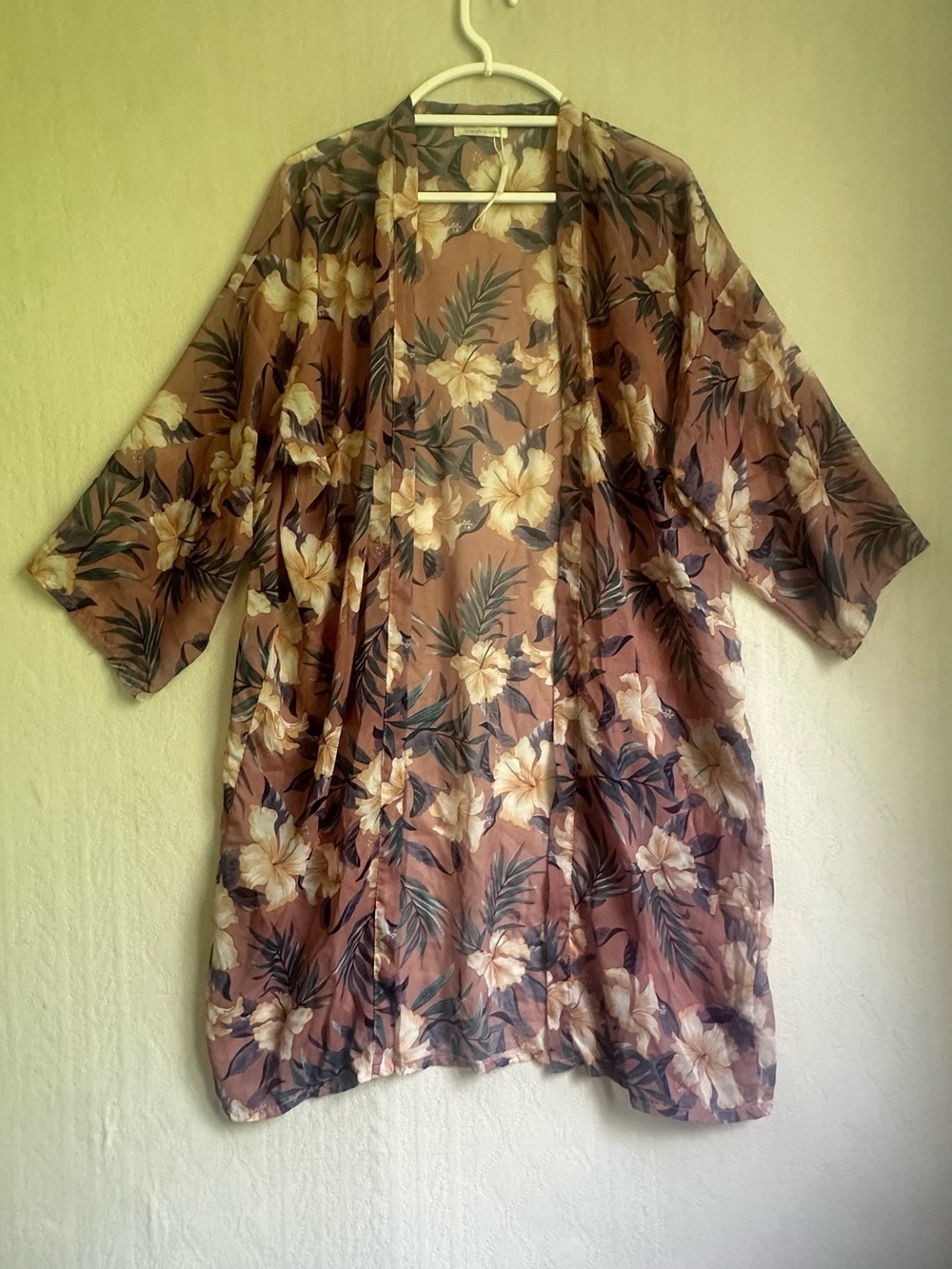 Anthropologie Do Everything In Love Maeve Green Cream Floral Kimono One Size